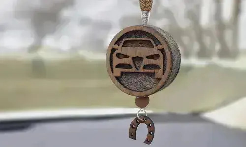 gallery-lucky-charm-for-car-1