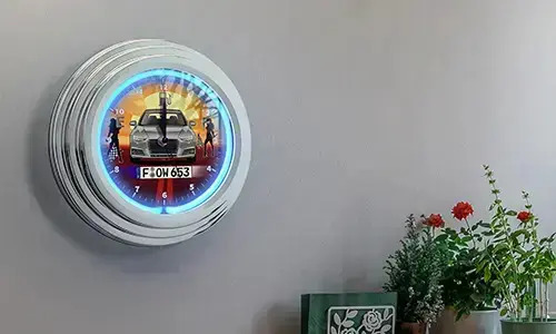 gallery-wall-clock-neon-3