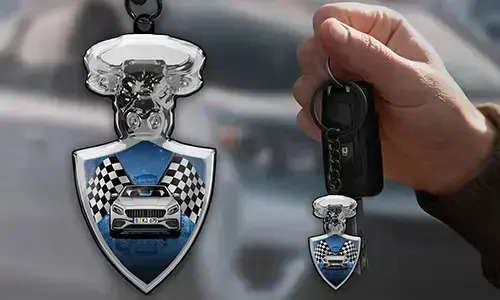 gallery-bull-keychain-shield-car-1