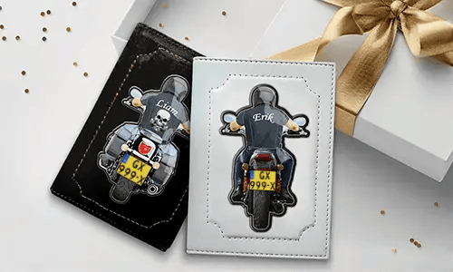 Étui pour le document d'immatriculation du véhicule de moto avec le nom de papa et le numéro de plaque d'immatriculation.