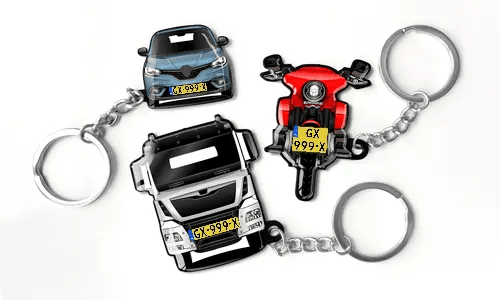 Llaveros con forma de coche, motocicleta y camión, diseñados como accesorios automotrices con detalles personalizables