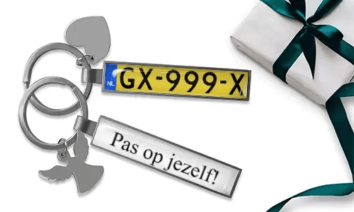 Gepersonaliseerde nummerplaat sleutelhanger voor je zoon