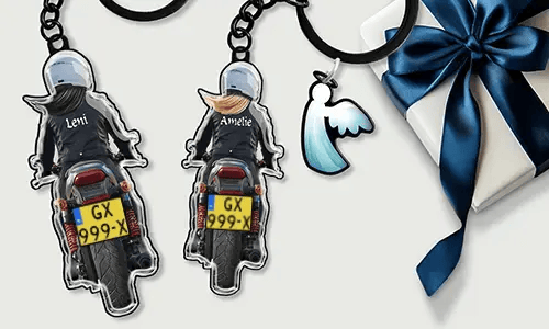 Personalisierter Motorradschlüsselanhänger mit Name u. Kennzeichen - Geschenk für deine Schwester