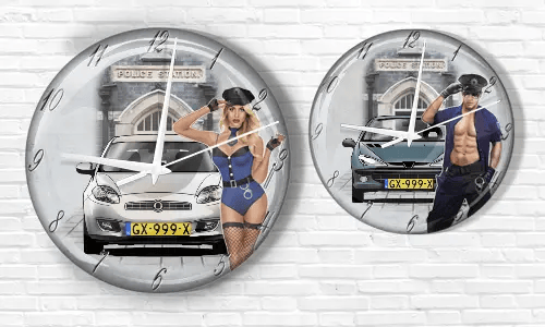 Väggklocka polisdesign