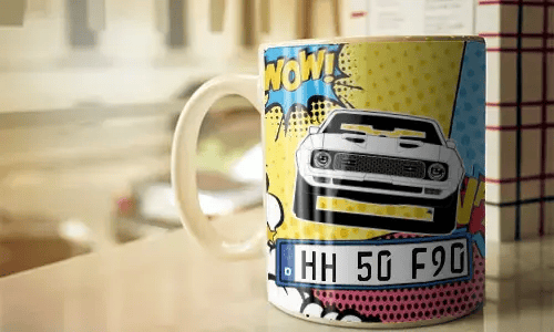 4 auto comic on the table