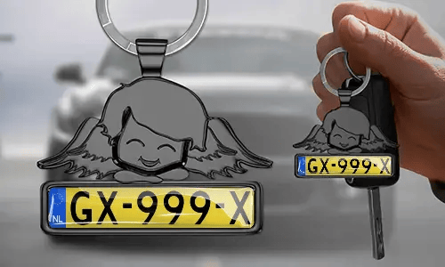 gallery-keychain-angel-with-license-plate-coated-3