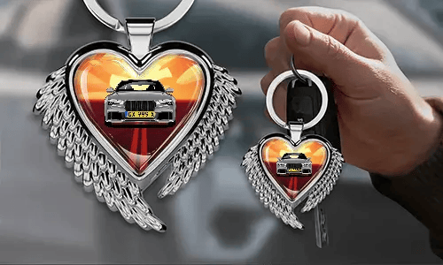 gallery-keychain-heart-wings-car-3