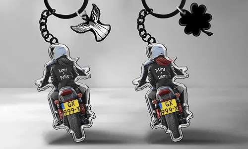 gallery-keychain-motorcyclists-couple-2