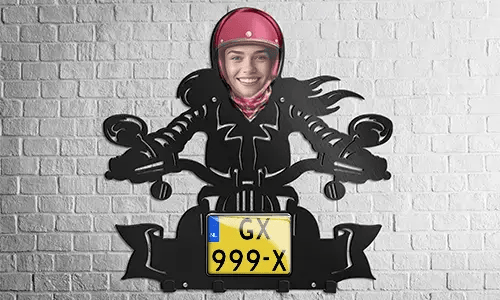 gallery-keyholder-wall-motorcycle-rider-skeleton-face-license-plate-and-text-printed-1