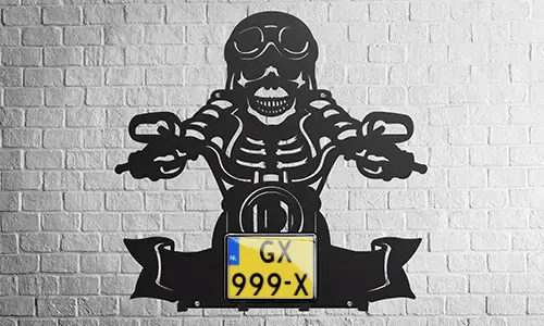 gallery-keyholder-wall-skeleton-motorcycle-rider-license-plate-text-printed-1