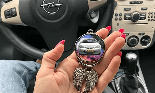 gallery-mirror-chain-angel-wings-6-1