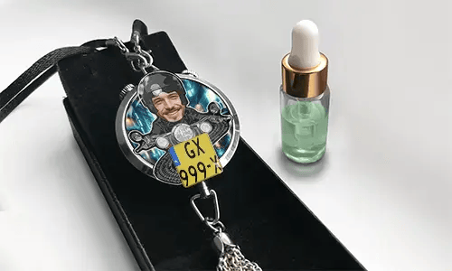 gallery-personalised-car-air-freshener-with-motorcycle-driver-1