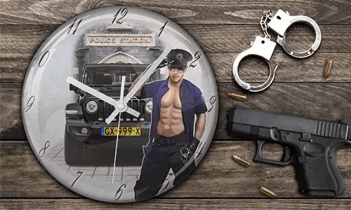 gallery-wall-clock-police-design-2