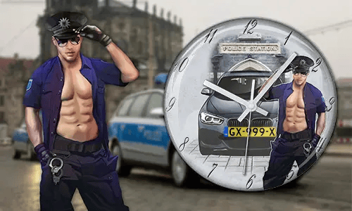 gallery-wall-clock-police-design-4