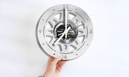 gallery-wall-clock-tire-1