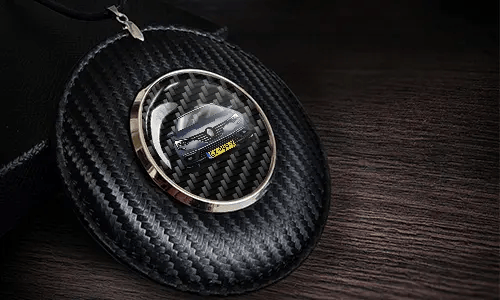 gallery_carbon_mirror_decor_with_silhouette_2