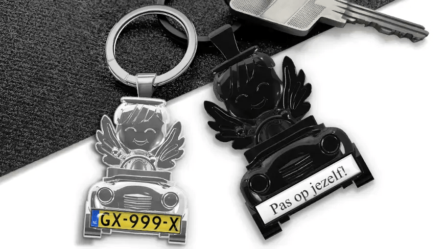 head-keychain-angel-in-car-license-plate-coated